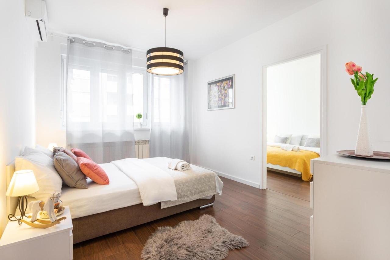 Sunny 2Bdr Apartment With A Balcony Загреб Екстериор снимка