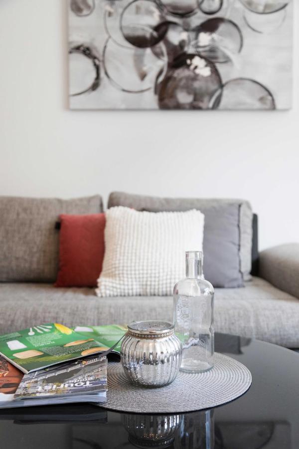 Sunny 2Bdr Apartment With A Balcony Загреб Екстериор снимка